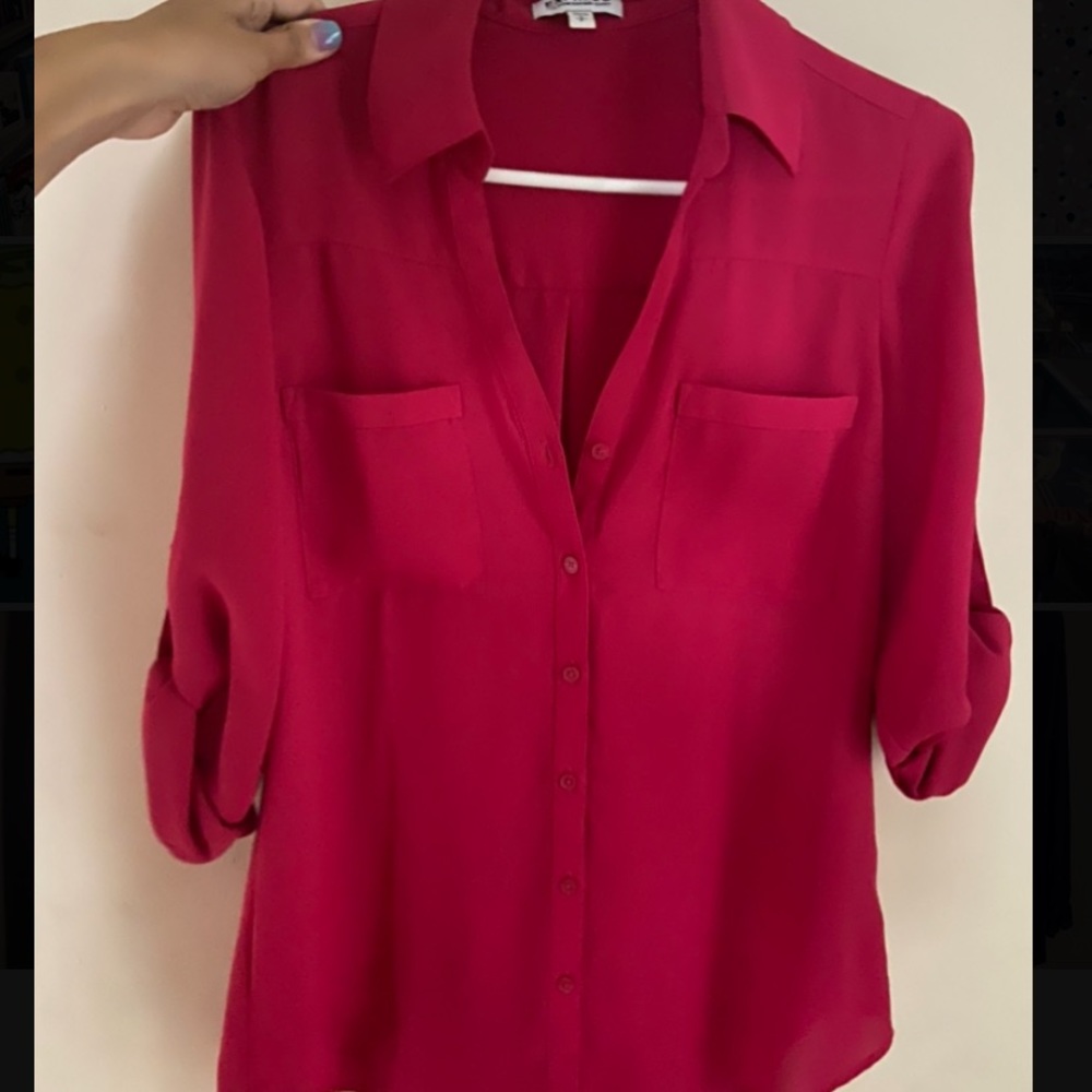 NEVER BEEN WORN 3 quarter sleeved blouse